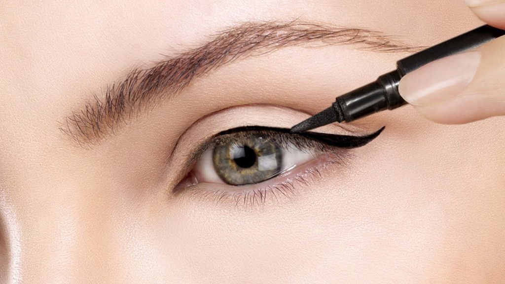 Eyeliner Tips 01